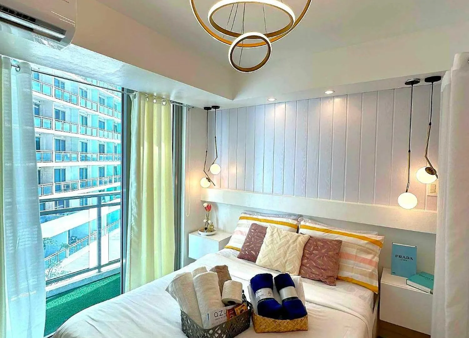Hotel Azure Paranaque Staycation By The Lush - Bahamas Paranaque City